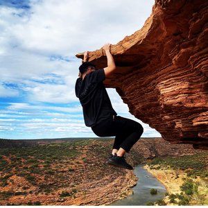 Meet your Posher, Bing quan